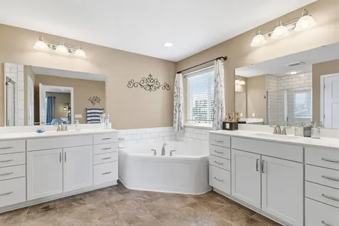 3863 Founders Path Chaska MN 55318