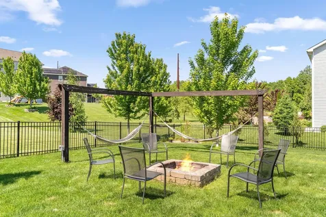 3863 Founders Path Chaska MN 55318