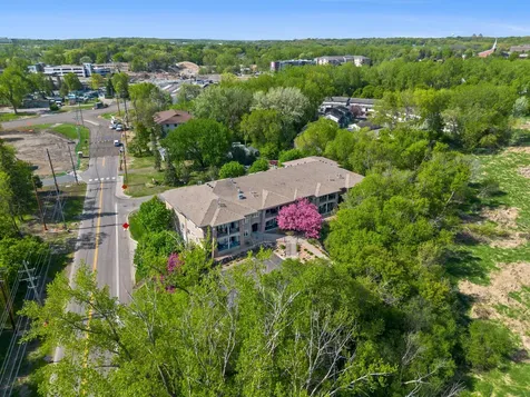 10806 S Shore Drive Plymouth MN 55441
