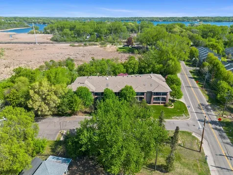 10806 S Shore Drive Plymouth MN 55441
