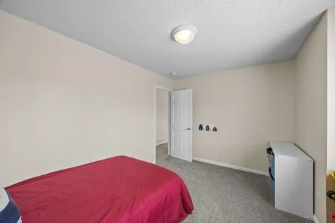 1998 Brittany Court Shakopee MN 55379