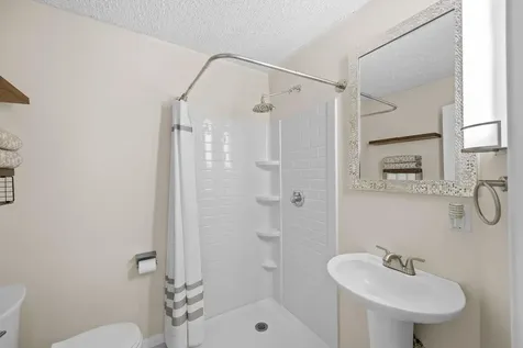 1998 Brittany Court Shakopee MN 55379