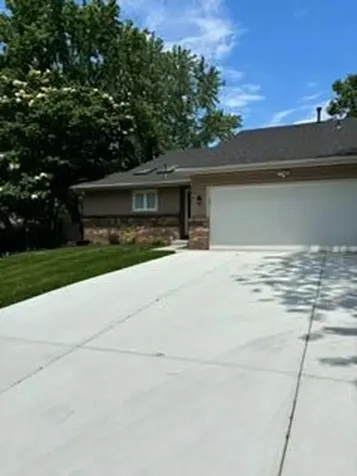 8153 172nd Street W Lakeville MN 55044