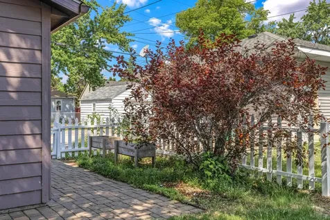 1106 5th Avenue S South Saint Paul MN 55075