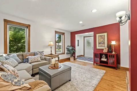 1106 5th Avenue S South Saint Paul MN 55075