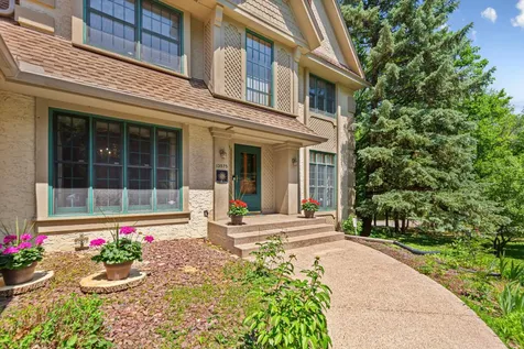 13575 Harwell Path Apple Valley MN 55124