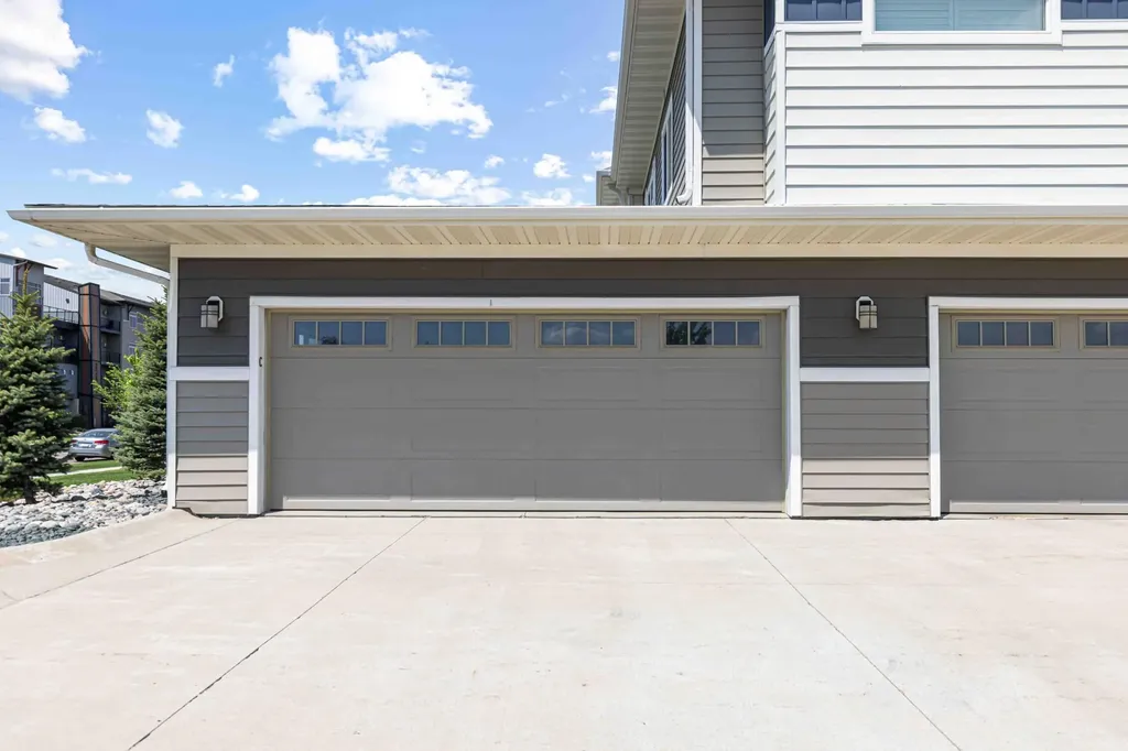 2970 Calico Drive S Fargo ND 58104