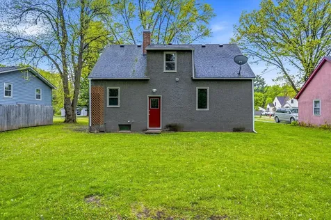 432 2nd Street SE Braham MN 55006