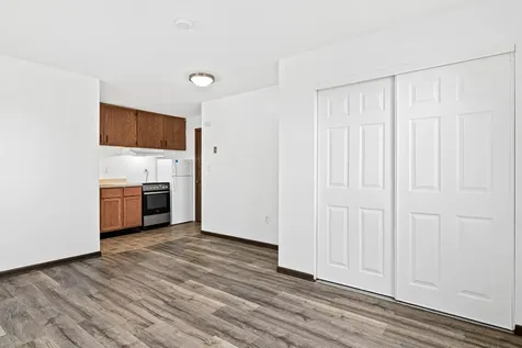 379 Cayuga Street Saint Paul MN 55130