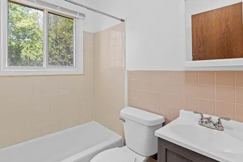 379 Cayuga Street Saint Paul MN 55130