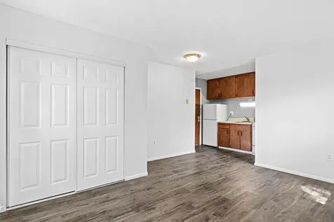 379 Cayuga Street Saint Paul MN 55130