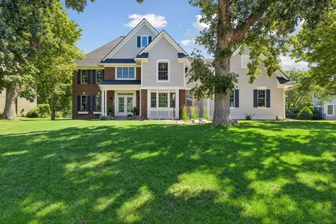 8940 Highview Lane Woodbury MN 55125