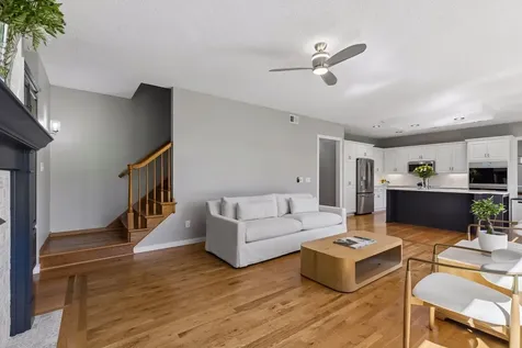 8940 Highview Lane Woodbury MN 55125