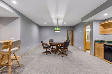 8940 Highview Lane Woodbury MN 55125