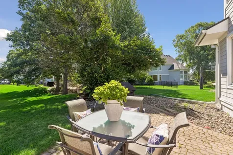 8940 Highview Lane Woodbury MN 55125