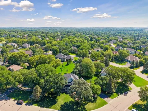 8940 Highview Lane Woodbury MN 55125