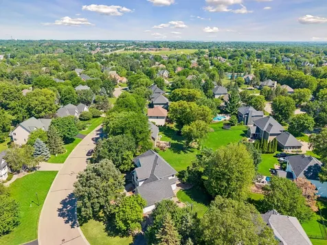 8940 Highview Lane Woodbury MN 55125
