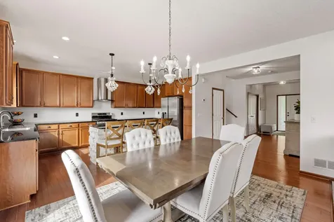 6284 Marlowe Avenue NE Albertville MN 55301