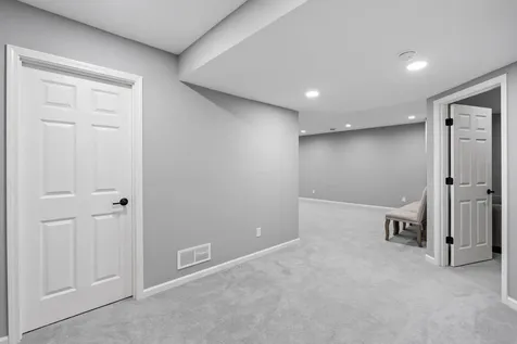 6284 Marlowe Avenue NE Albertville MN 55301