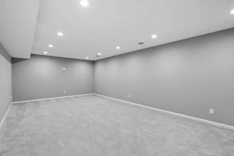 6284 Marlowe Avenue NE Albertville MN 55301