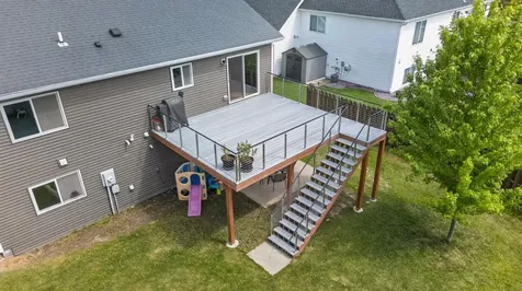 810 8th Avenue SW Pine Island MN 55963