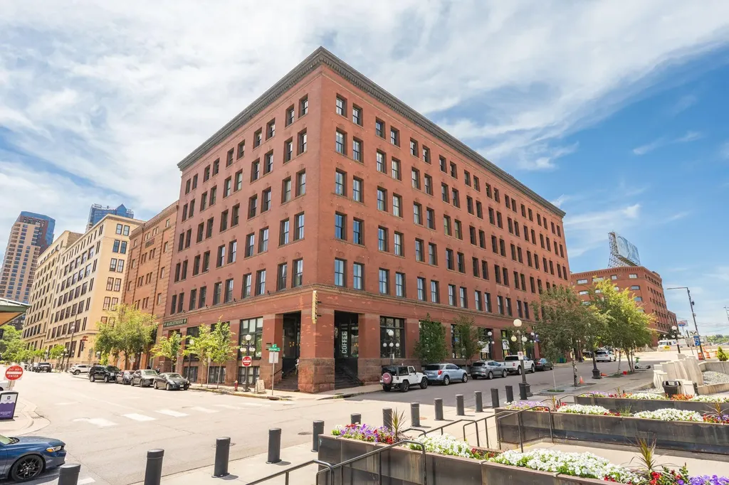 289 5th Street E Saint Paul MN 55101