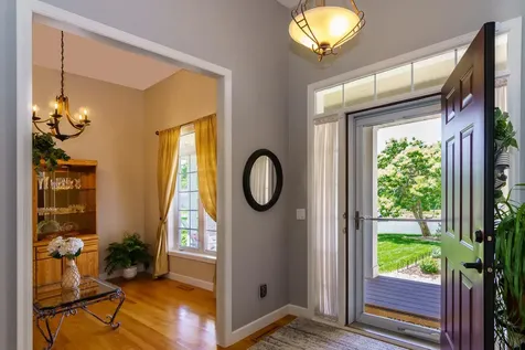 4304 Gadwall Court Eagan MN 55122