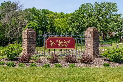 4304 Gadwall Court Eagan MN 55122