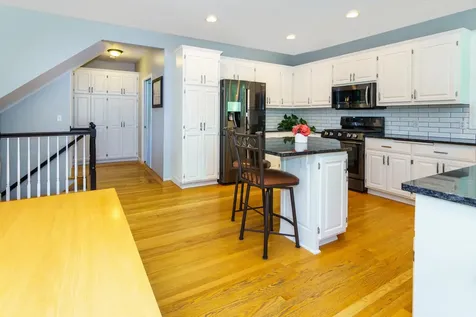 4304 Gadwall Court Eagan MN 55122