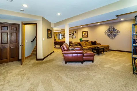 4304 Gadwall Court Eagan MN 55122