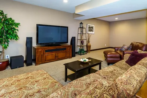 4304 Gadwall Court Eagan MN 55122