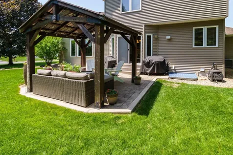 4304 Gadwall Court Eagan MN 55122