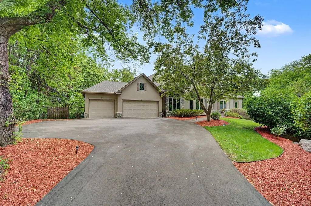 11445 Landing Road Eden Prairie MN 55347