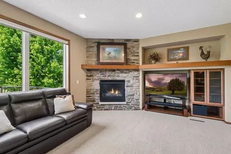 1046 Gusty Drive Waconia MN 55387