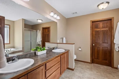 1046 Gusty Drive Waconia MN 55387