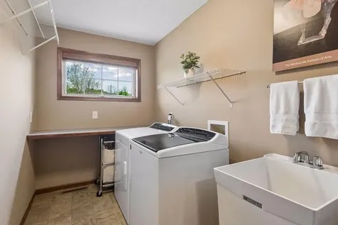 1046 Gusty Drive Waconia MN 55387