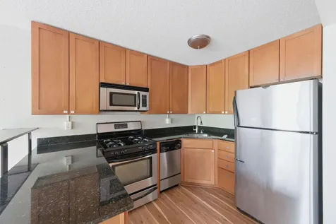 2530 1st Avenue S Minneapolis MN 55404