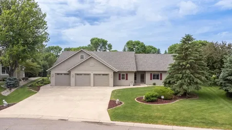 1278 Birdie Circle NW Hutchinson MN 55350