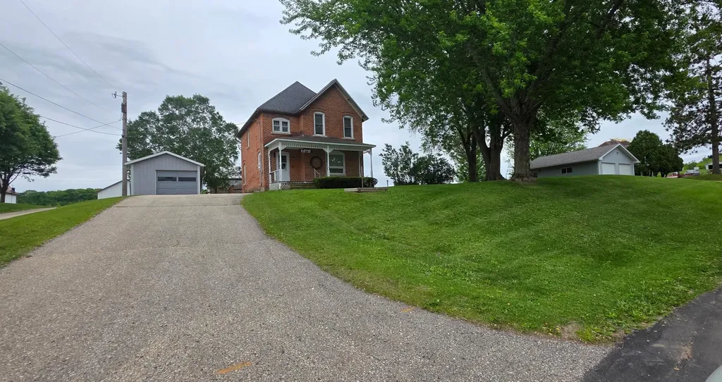 N17088 E Orchard Lane Galesville WI 54630