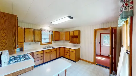 N17088 E Orchard Lane Galesville WI 54630