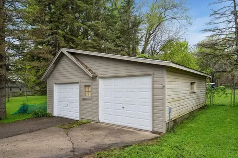 421 Buffalo Avenue S Montrose MN 55363