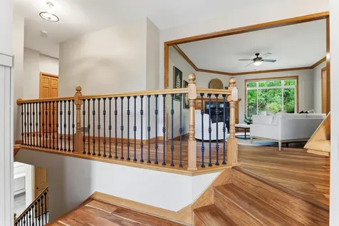 9655 Barton Trail Inver Grove Heights MN 55077