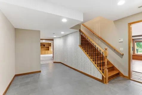 9655 Barton Trail Inver Grove Heights MN 55077