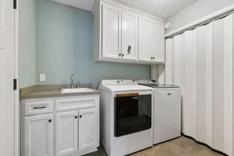 25441 Heims Lake Circle Wyoming MN 55092