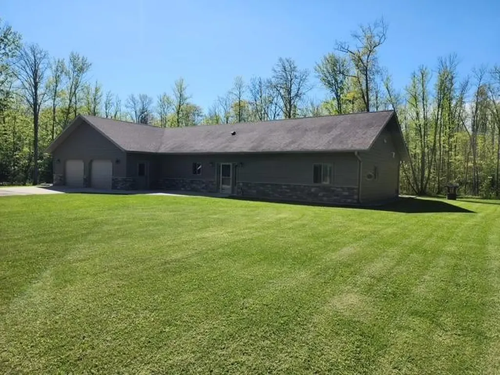 36173 W County Line Road Hill City MN 55748