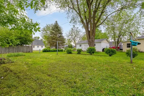221 Beech Avenue Owatonna MN 55060