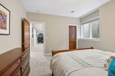 5913 Kellogg Avenue Edina MN 55424