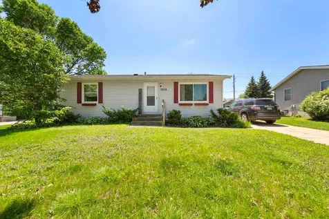 2038 44th Street NW Rochester MN 55901