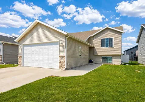 3831 32nd Street S Moorhead MN 56560