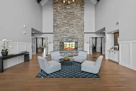 1 Hill Farm Road North Oaks MN 55127